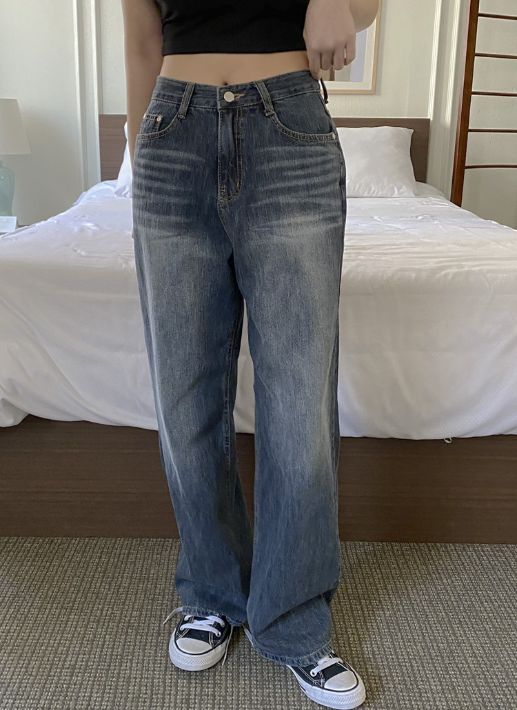 パンツ The Wide Denim in Dark Wash The Wide Denim in Dark Wash