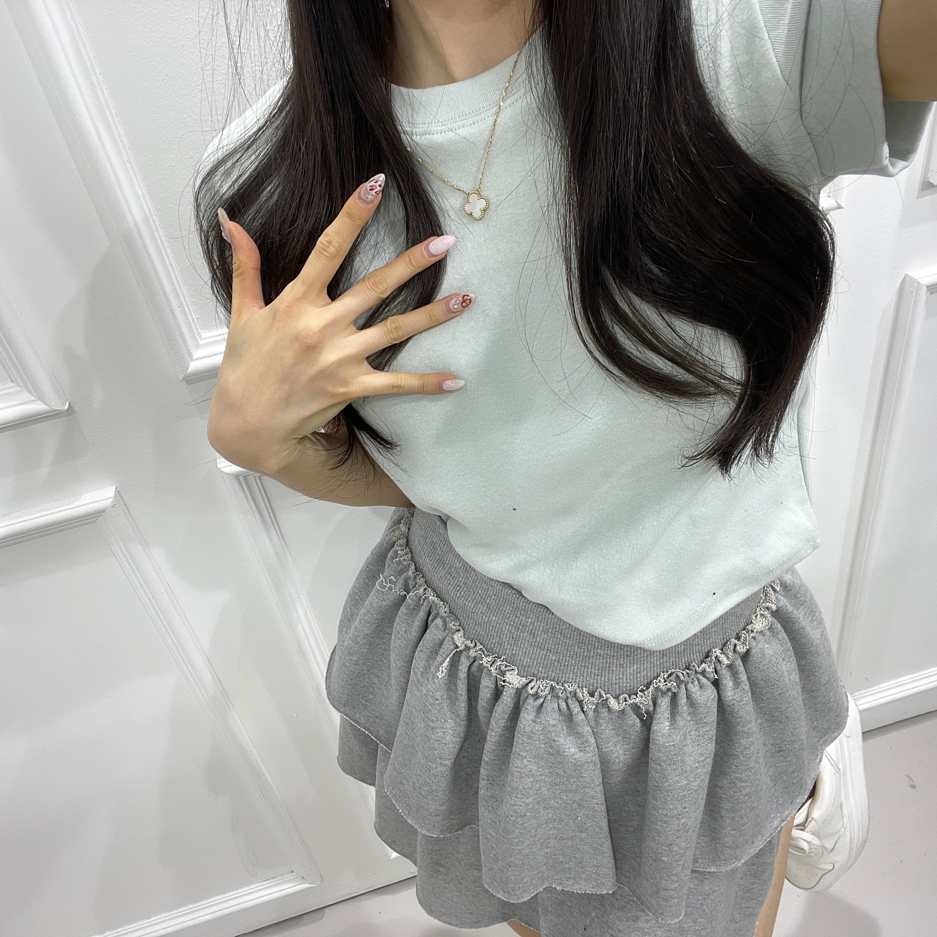 ロールアップ半袖クロップドTシャツ | 詳細画像17