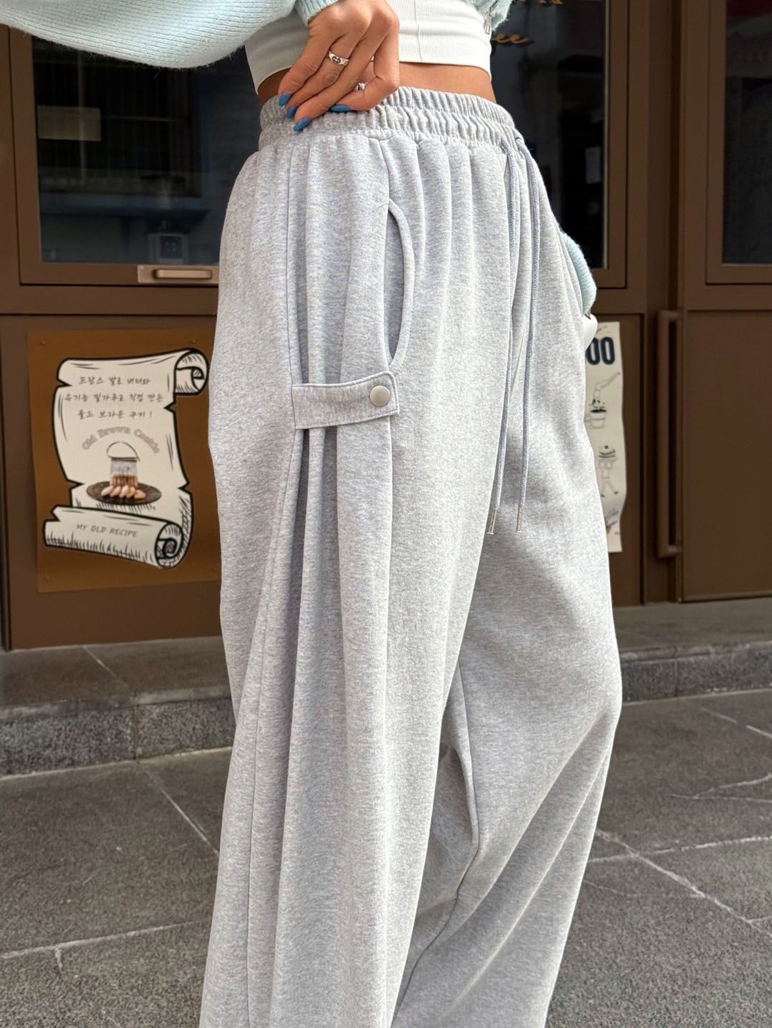 ドロストボタンストラップワイドスウェットパンツ | 詳細画像2