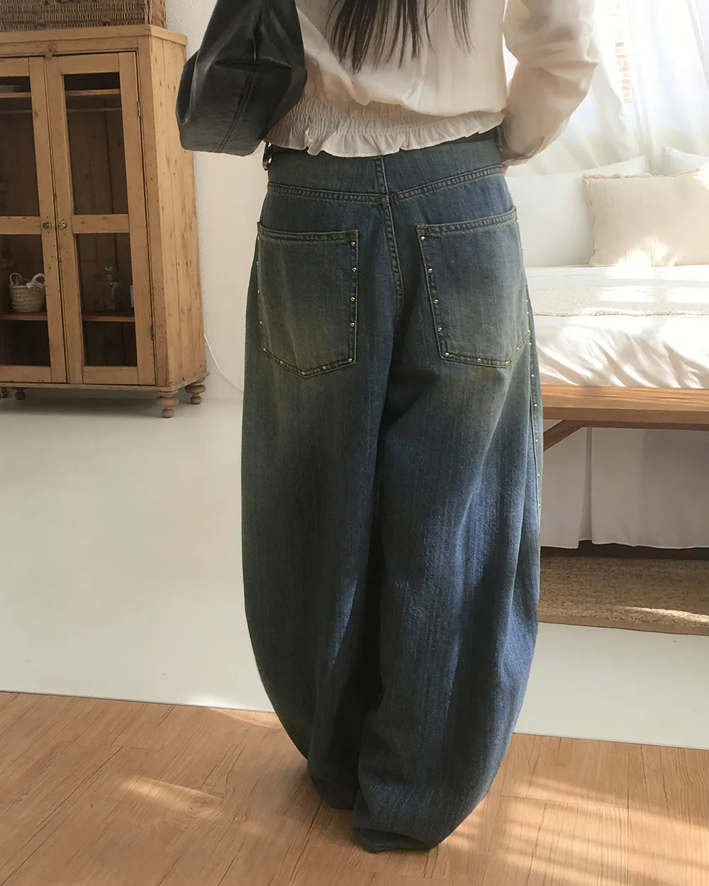 スタッズバルーンデニムパンツ | WONDERWONDER | 詳細画像1
