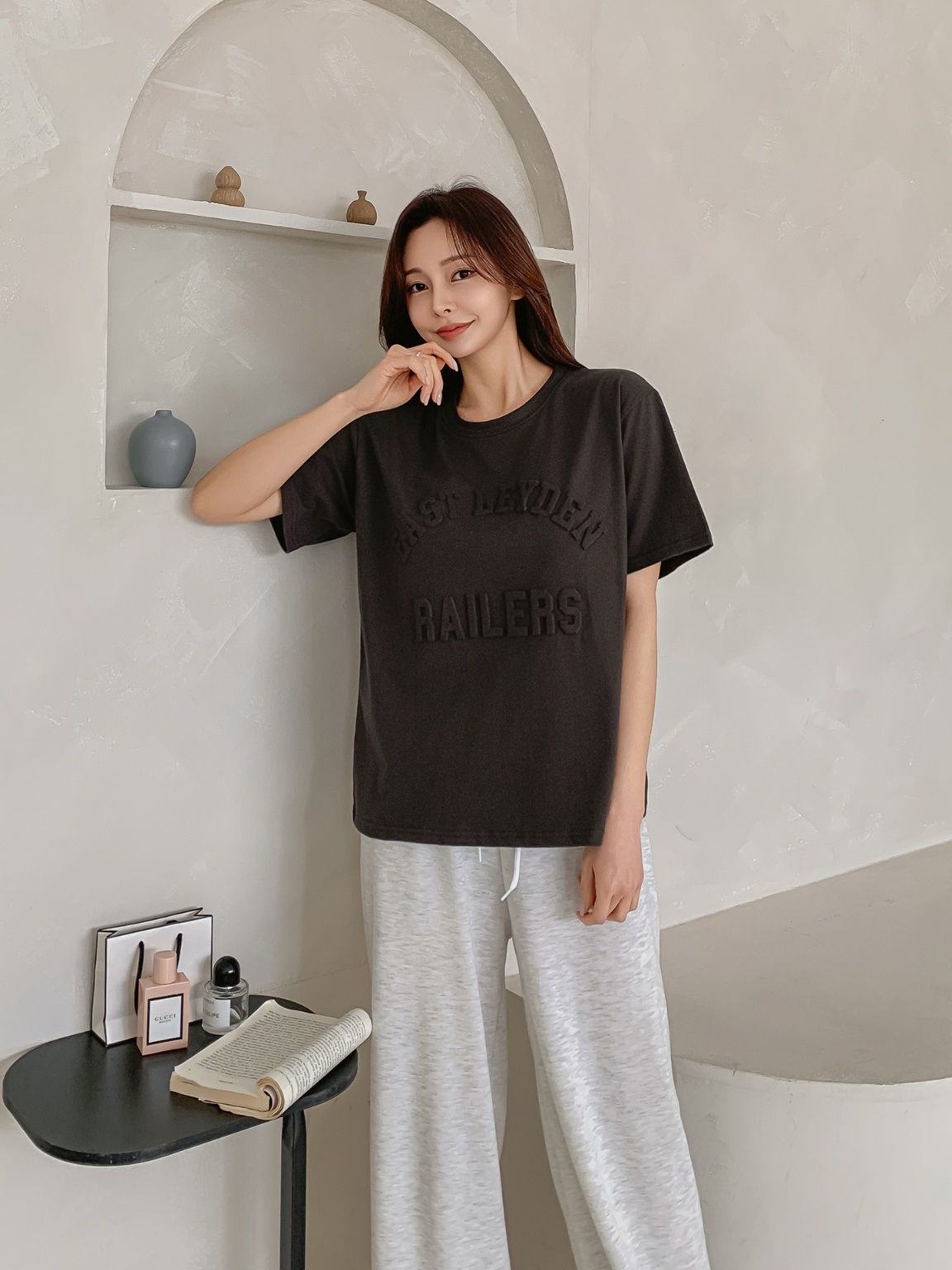 エンボスロゴ半袖Tシャツ | 詳細画像17