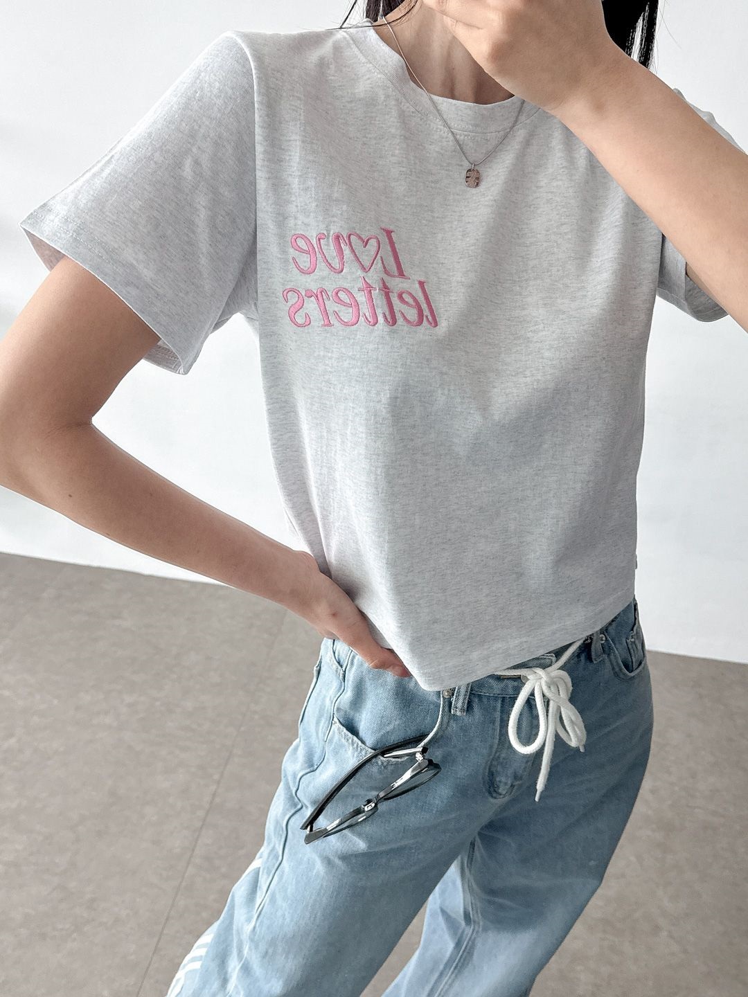 Loveハート刺繍クロップド半袖Tシャツ | 詳細画像8