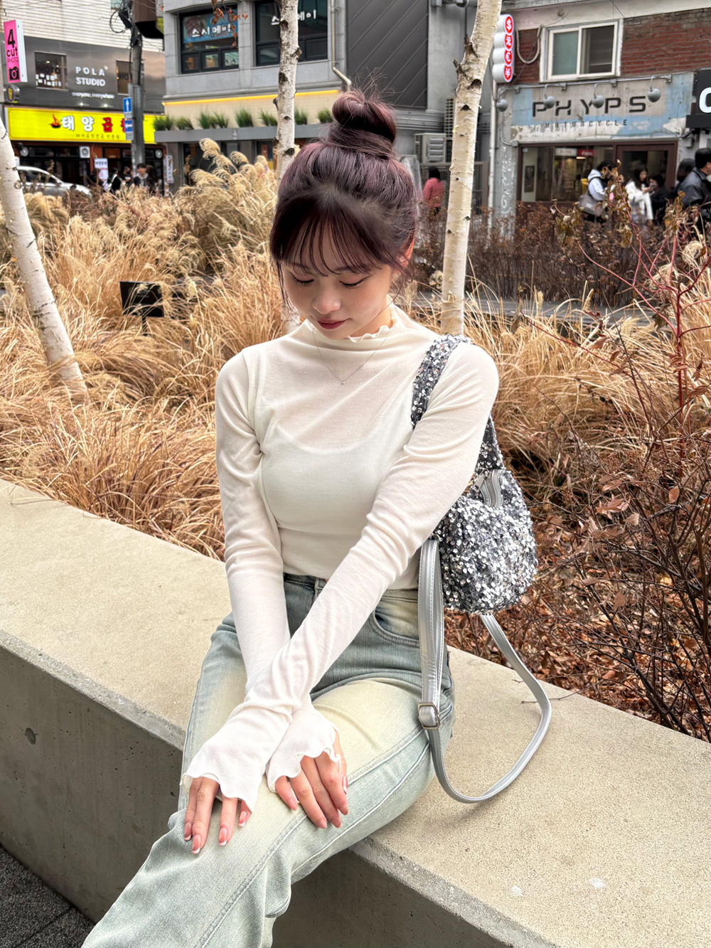 モックネックサムホールメロウシアーTシャツ | レディースファッション