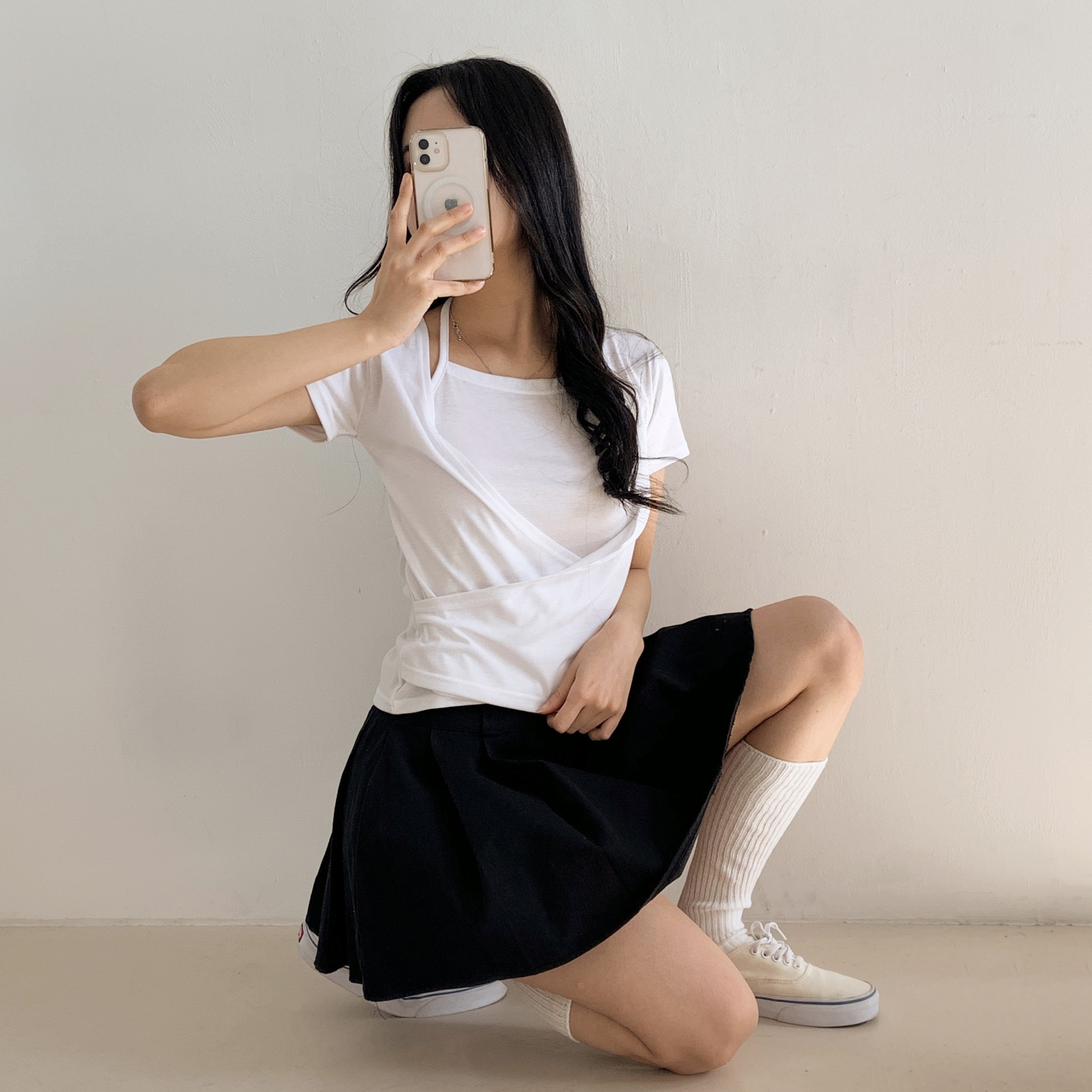 ホルターネックドレープラップ半袖Tシャツ | 詳細画像15