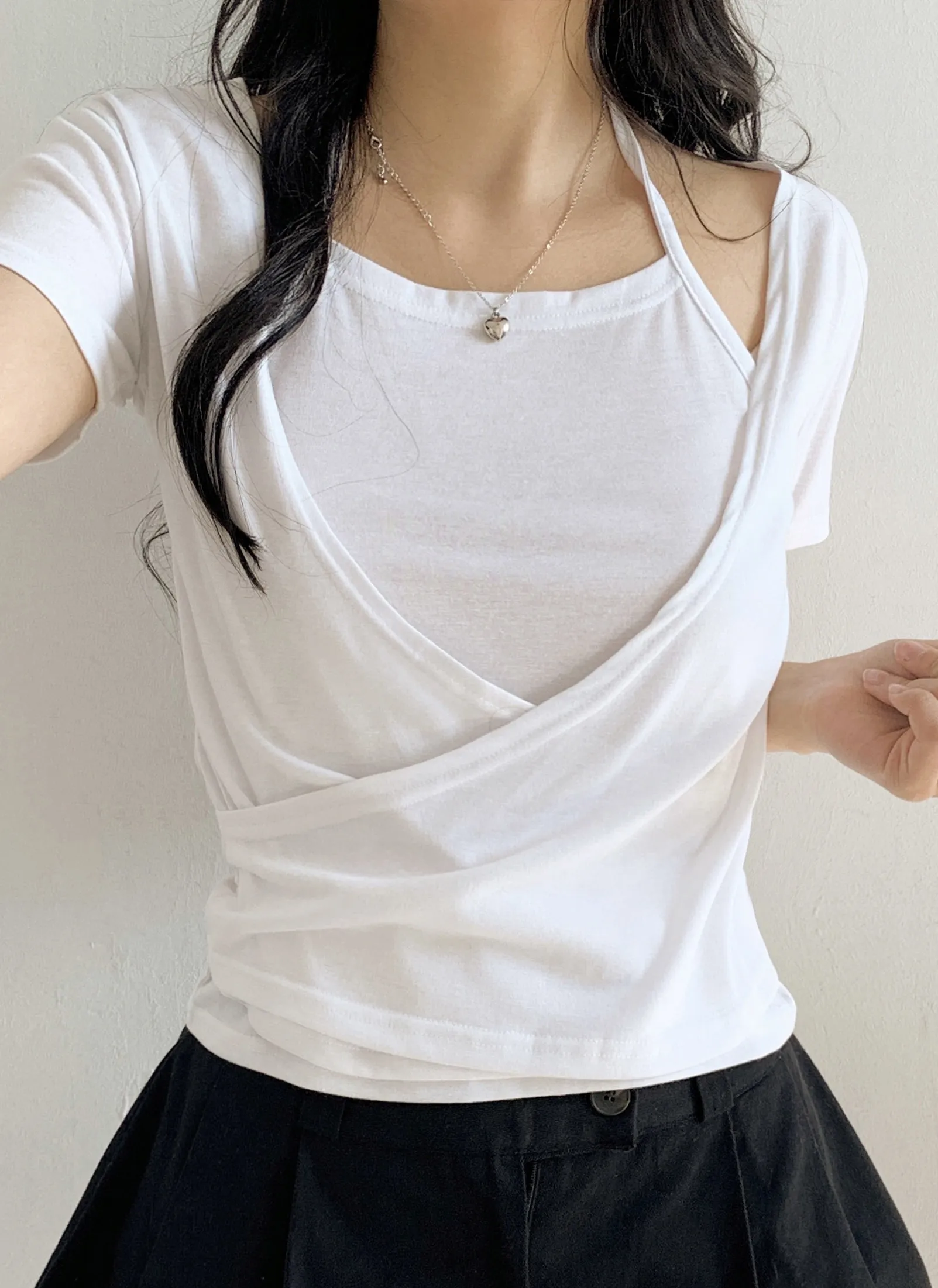 ホルターネックドレープラップ半袖Tシャツ | 詳細画像1