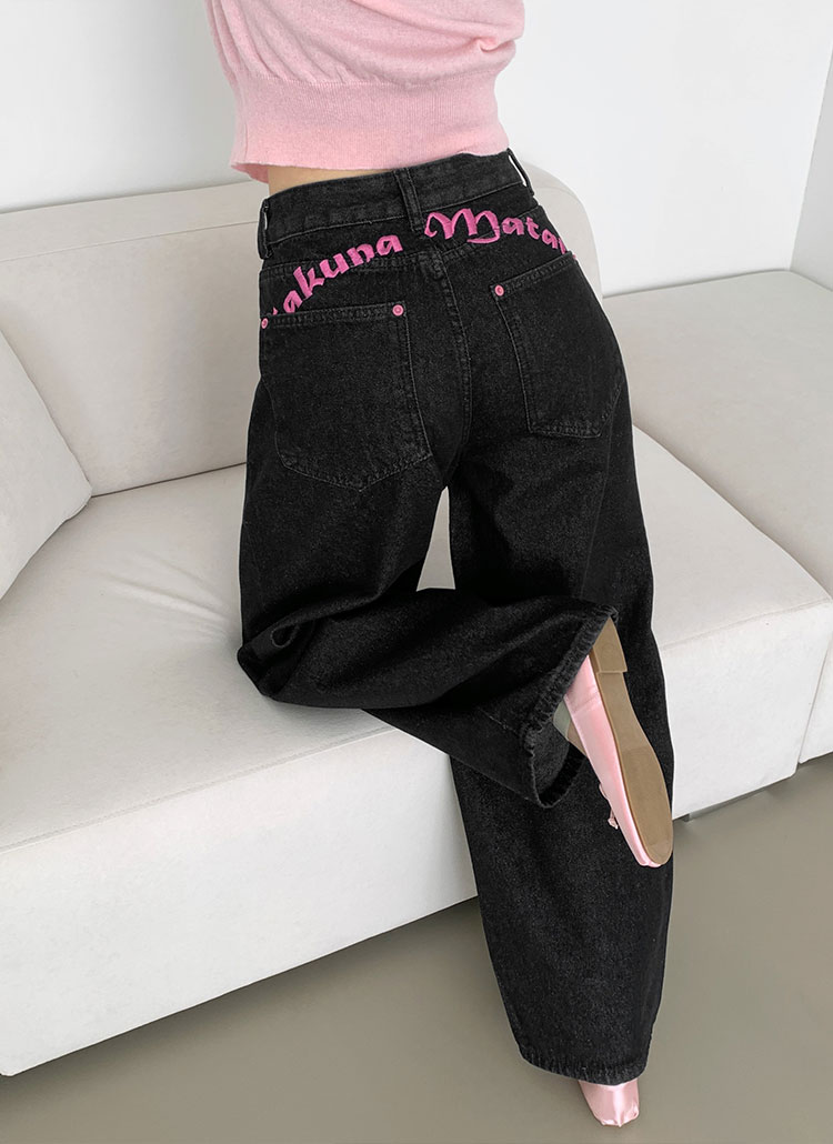 ピンクリベットバック刺繍バルーンデニムパンツ | レディース