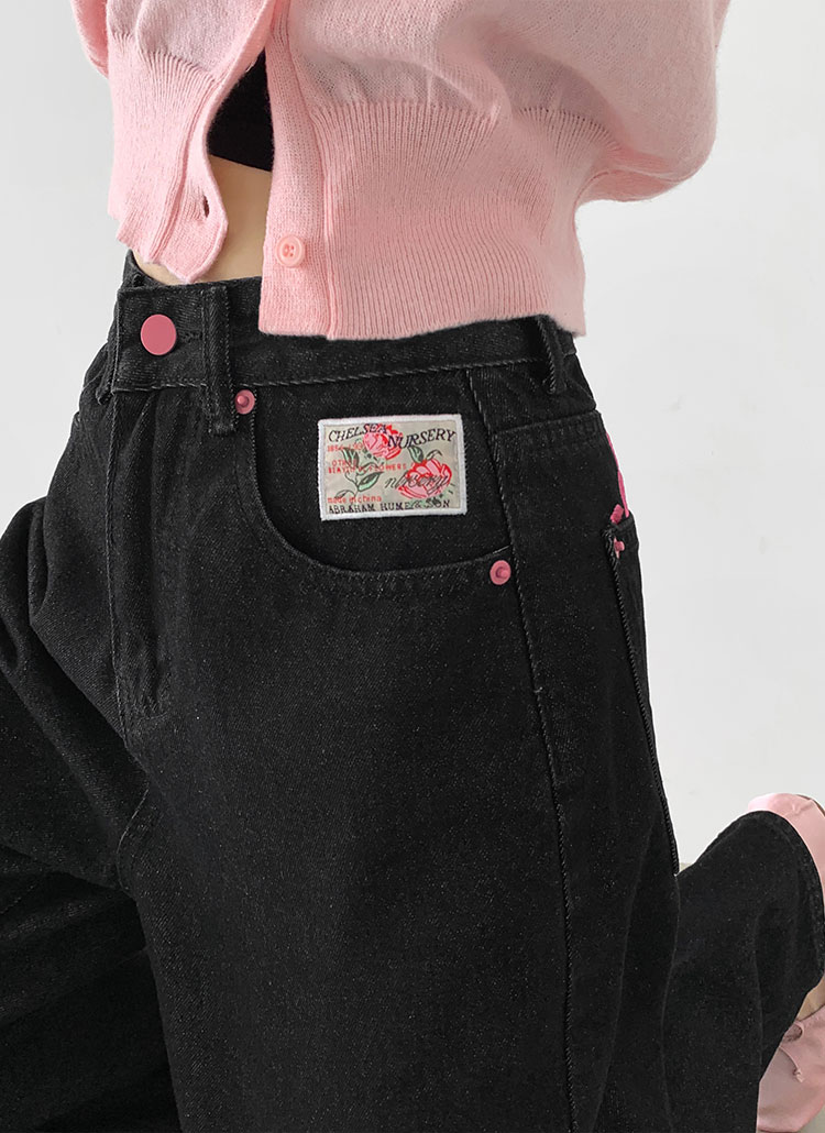 ピンクリベットバック刺繍バルーンデニムパンツ | レディース