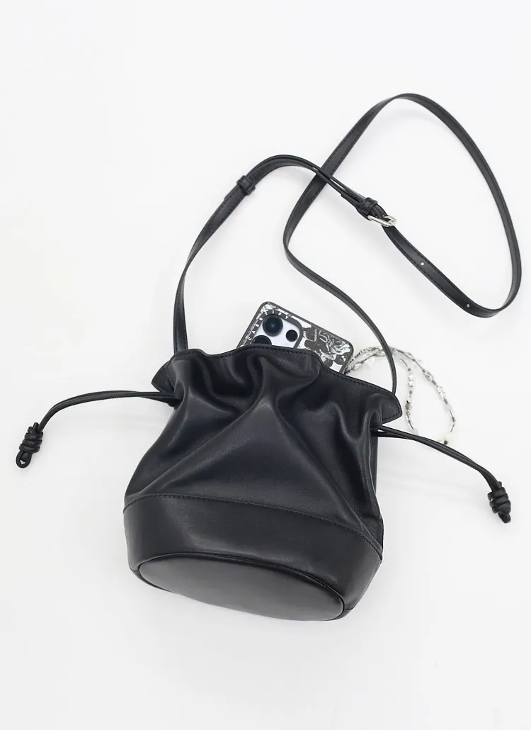 ラムスキン巾着ショルダーバッグ | whosbag | 詳細画像1