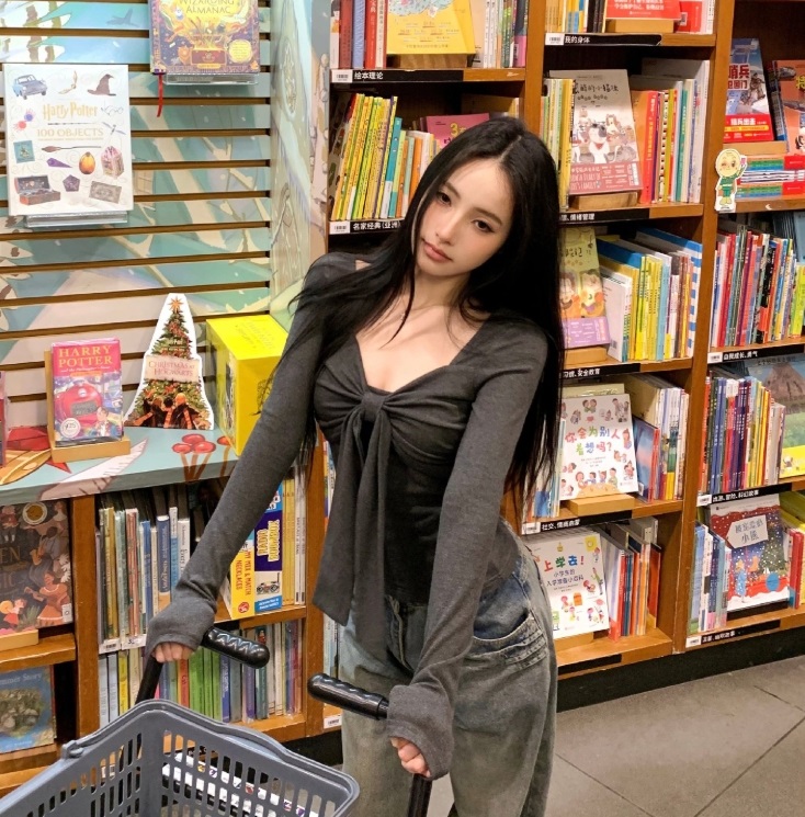 ギャザーリボンネックスリムTシャツ | 詳細画像7