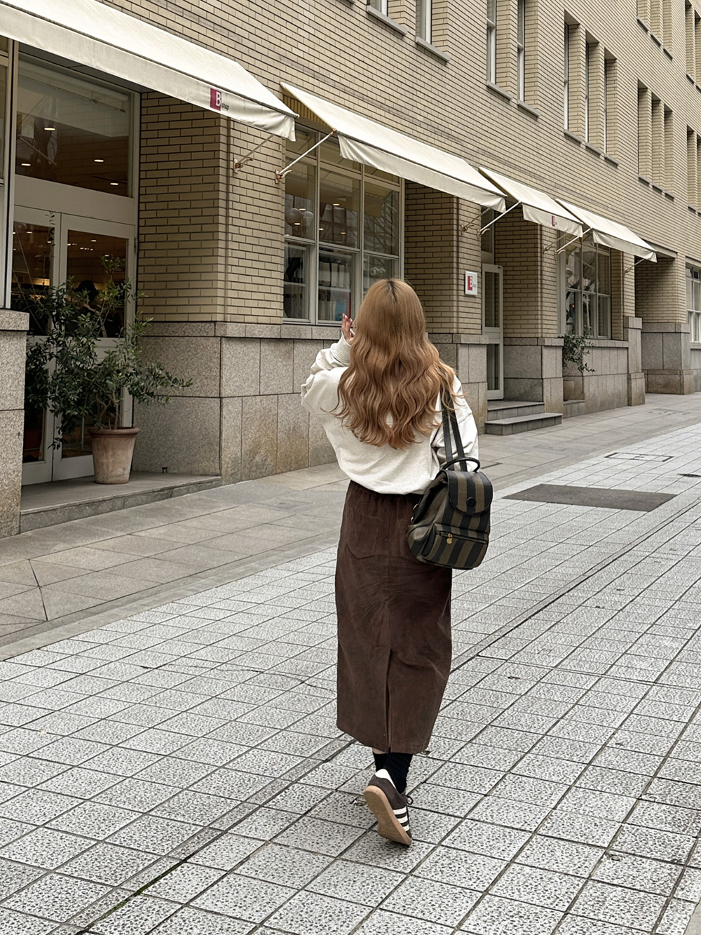 バックゴムコーデュロイIラインスカート | 詳細画像15