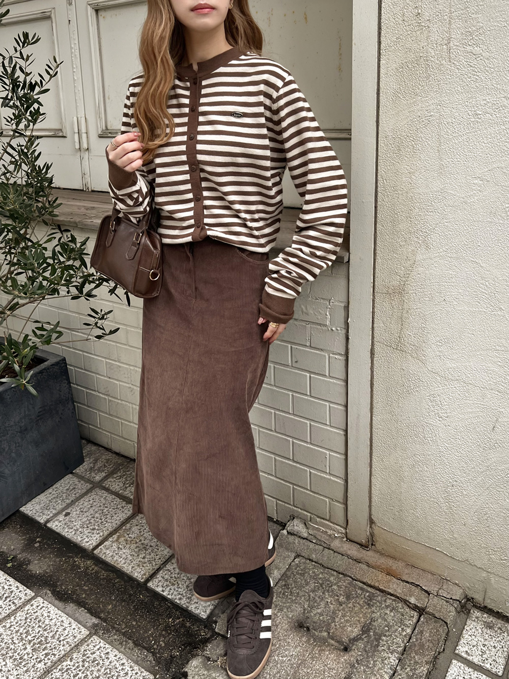 バックゴムコーデュロイIラインスカート | 詳細画像16