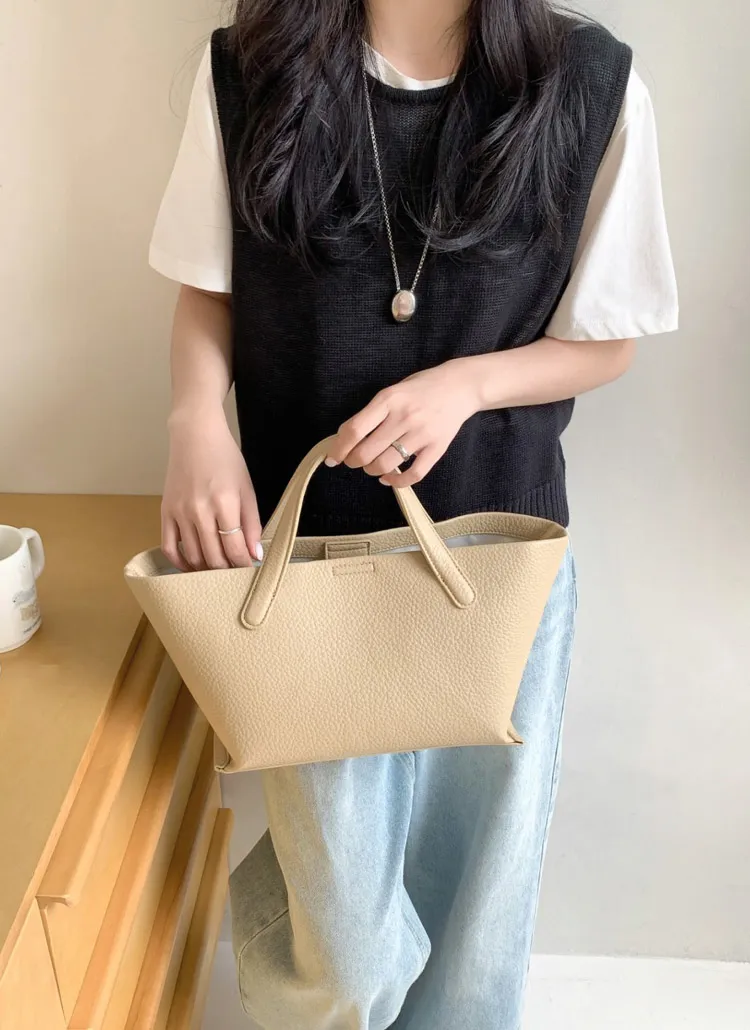 シボストリング台形バッグ | whosbag | 詳細画像1