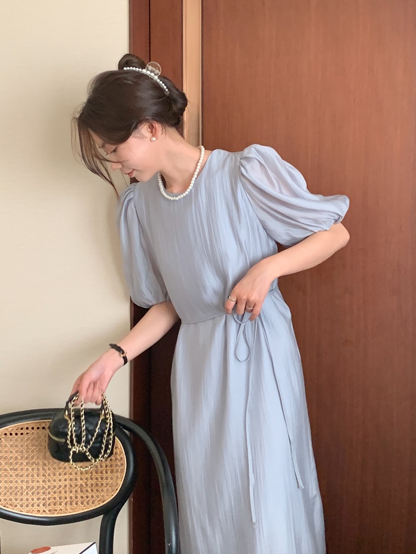 ストラップ付シルキーパフ半袖バックレスワンピース | 詳細画像25