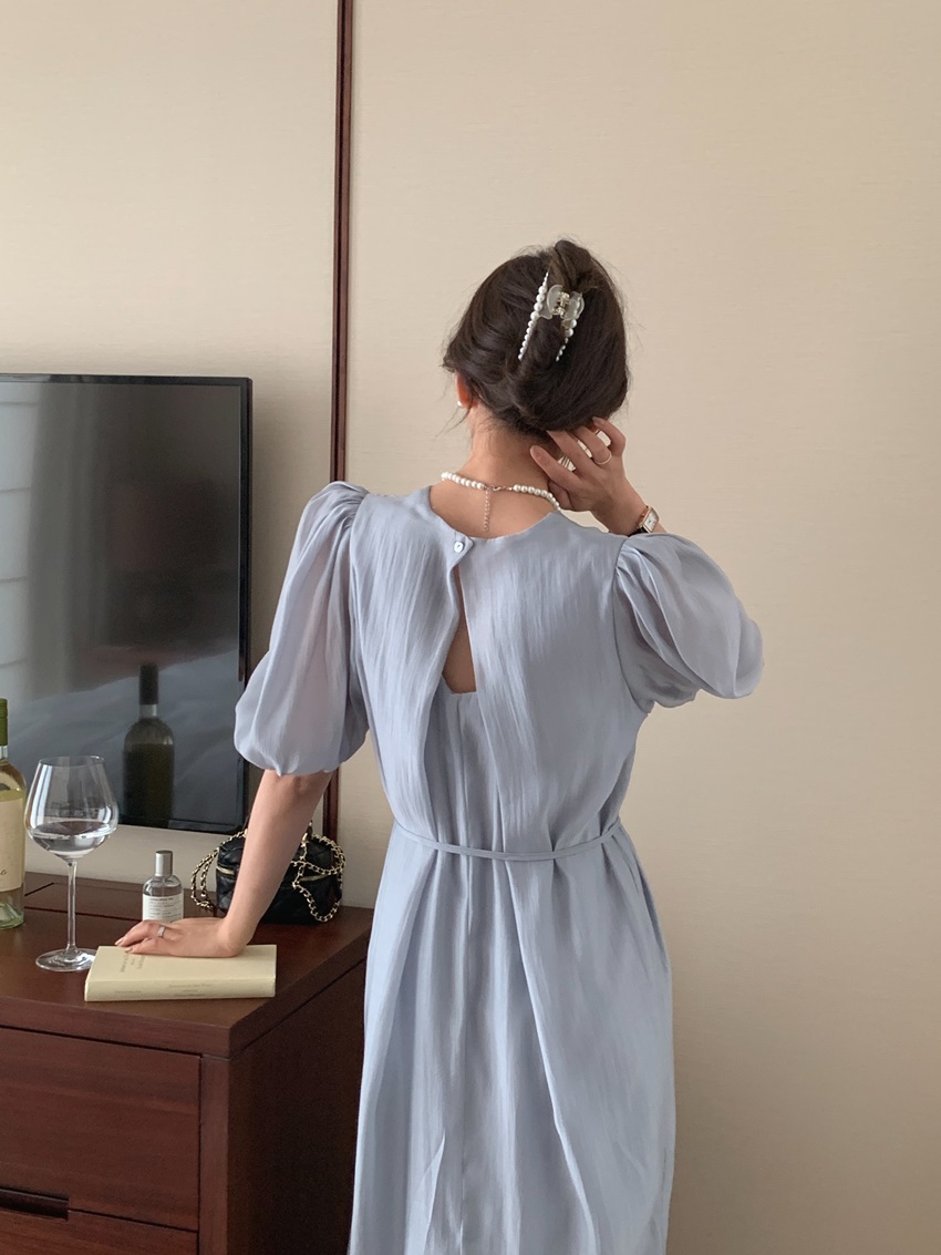 ストラップ付シルキーパフ半袖バックレスワンピース | 詳細画像30