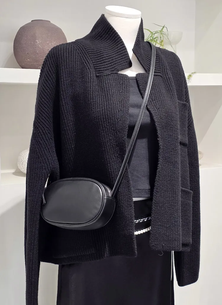 サークルフォルムクロスレザーバッグ | whosbag | 詳細画像1