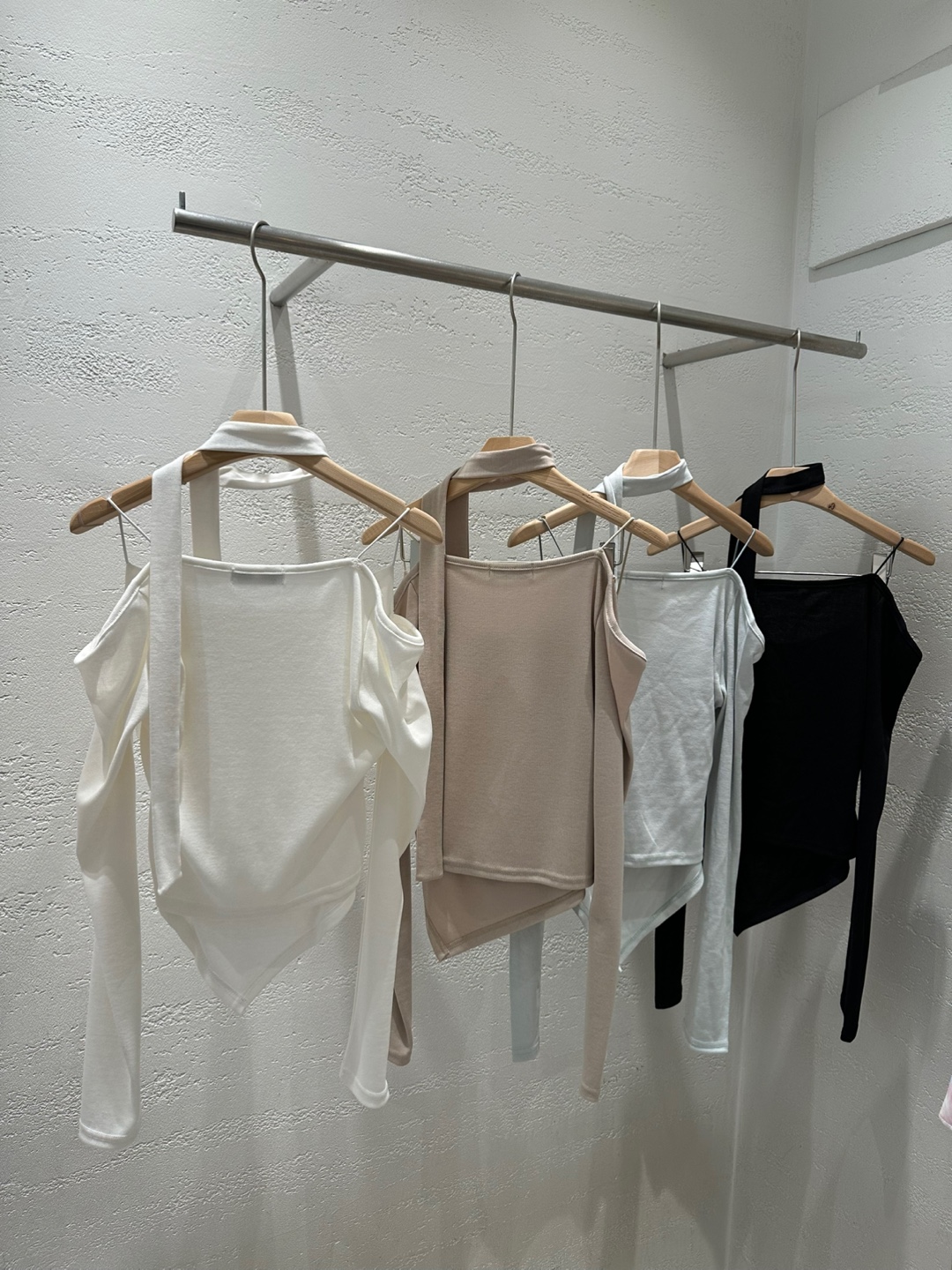 ストラップ付ドレープシフォンオフショルTシャツ | 詳細画像20