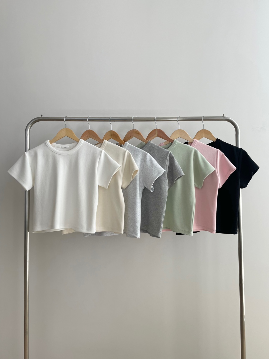 ラウンドネッククロップドリブ半袖Tシャツ | 詳細画像21