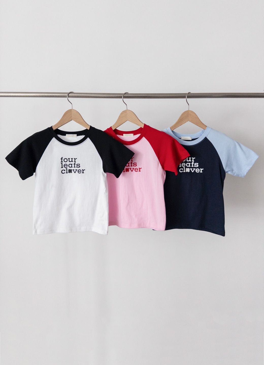 クローバーレタリング配色ラグラン半袖Tシャツ | 詳細画像11