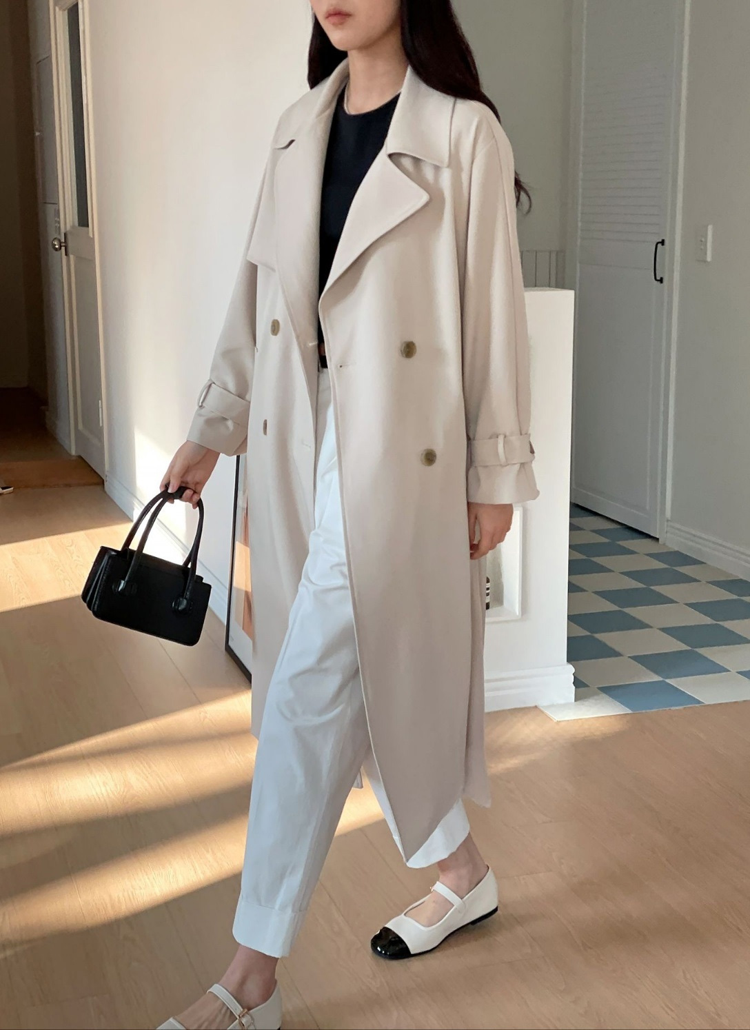 A.P.C トレンチコート ホワイト アイボリー　ダブルボタン ストラップ付ダブルボタントレンチコート | レディースファッション