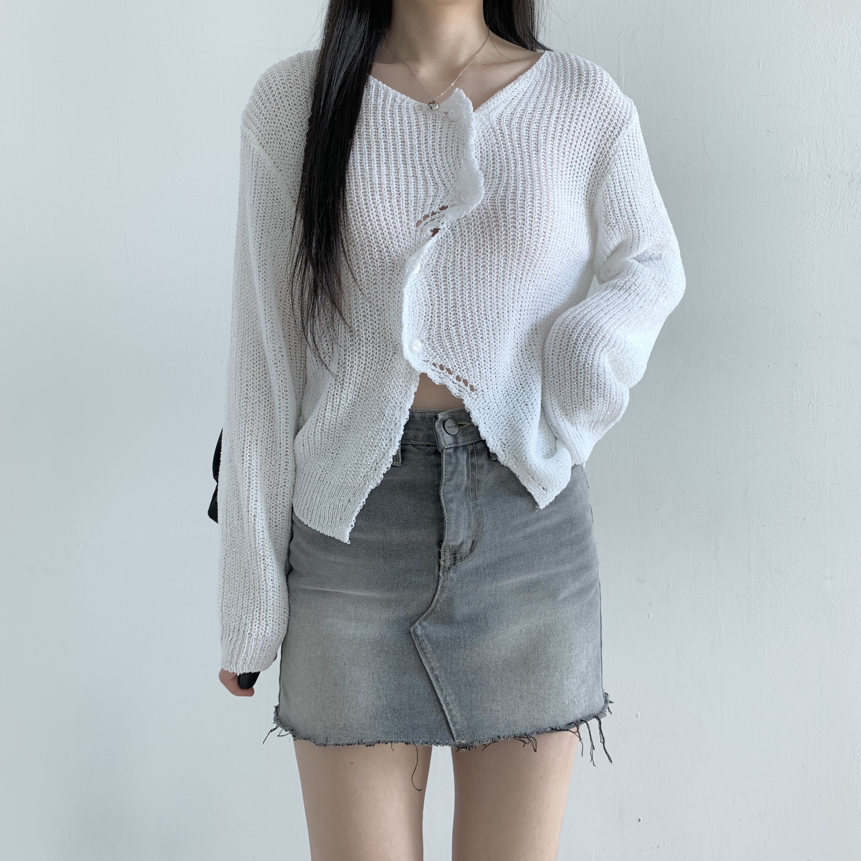 アンバランスボタンミドルゲージカーディガン | 詳細画像3