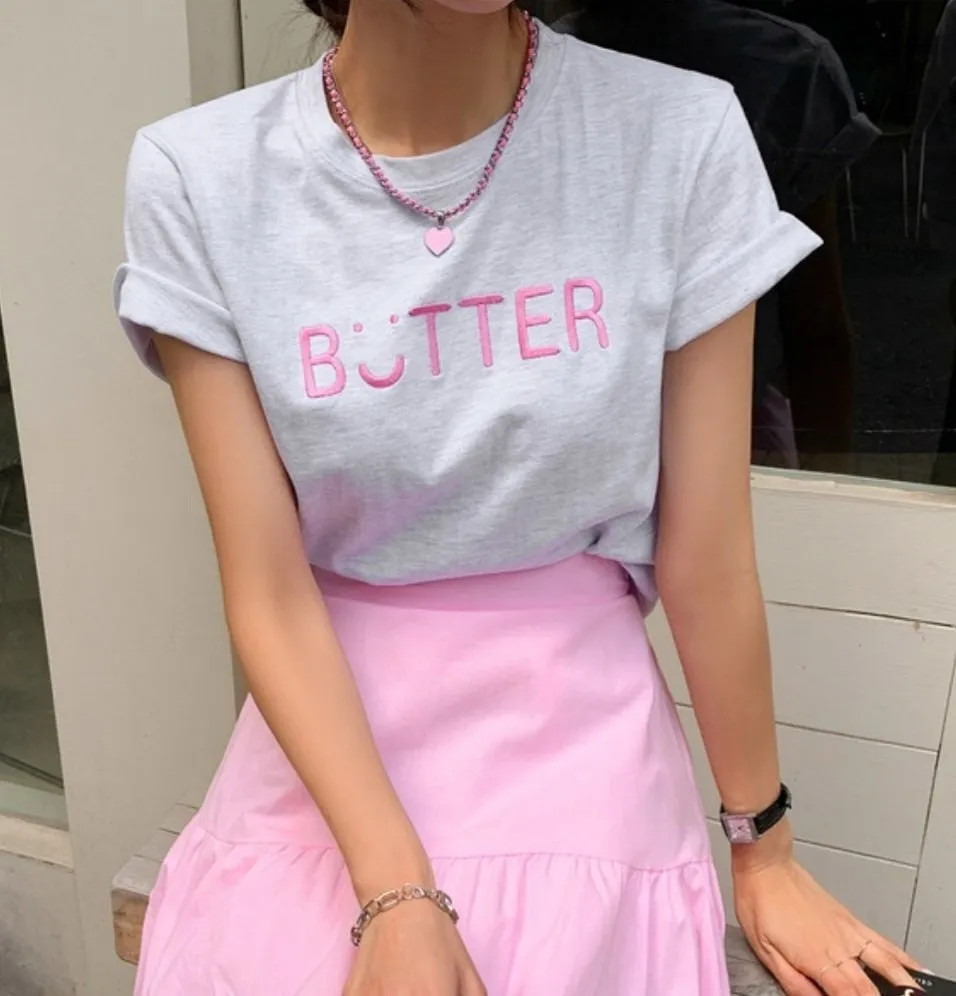 BUTTERスマイル刺繍クロップド半袖Tシャツ | 詳細画像1