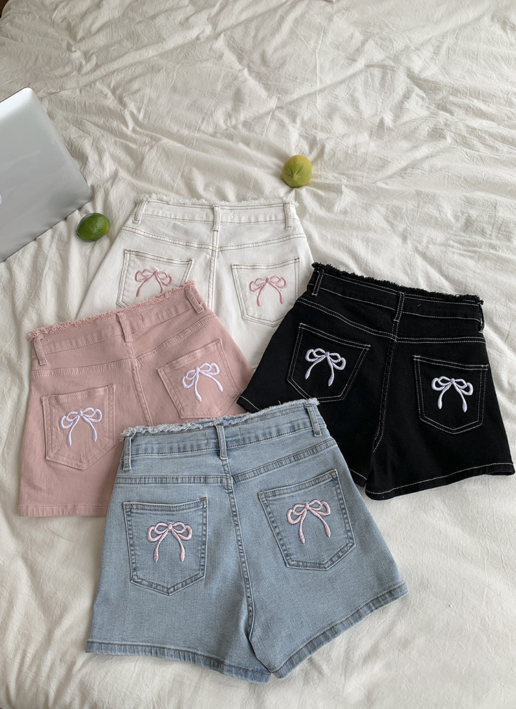 バックリボン刺繍フレイドショートデニムパンツ | レディース