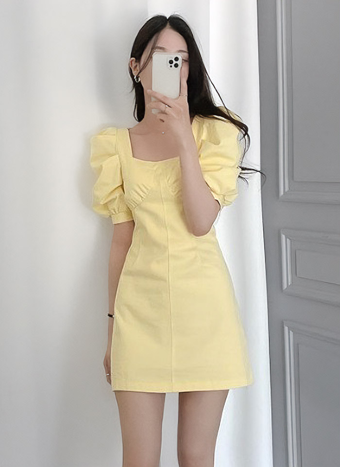 スクエアネックギャザーミニワンピース Darich♡スクエアネック