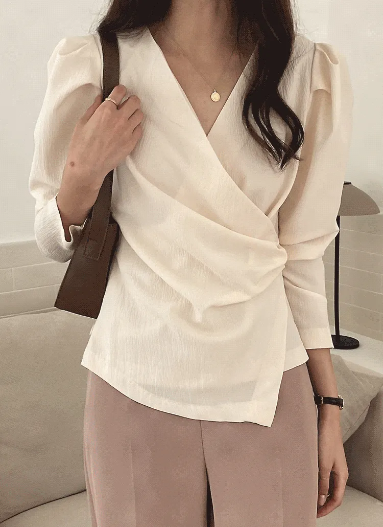 タックカシュクールパフリンクルブラウス | 詳細画像1