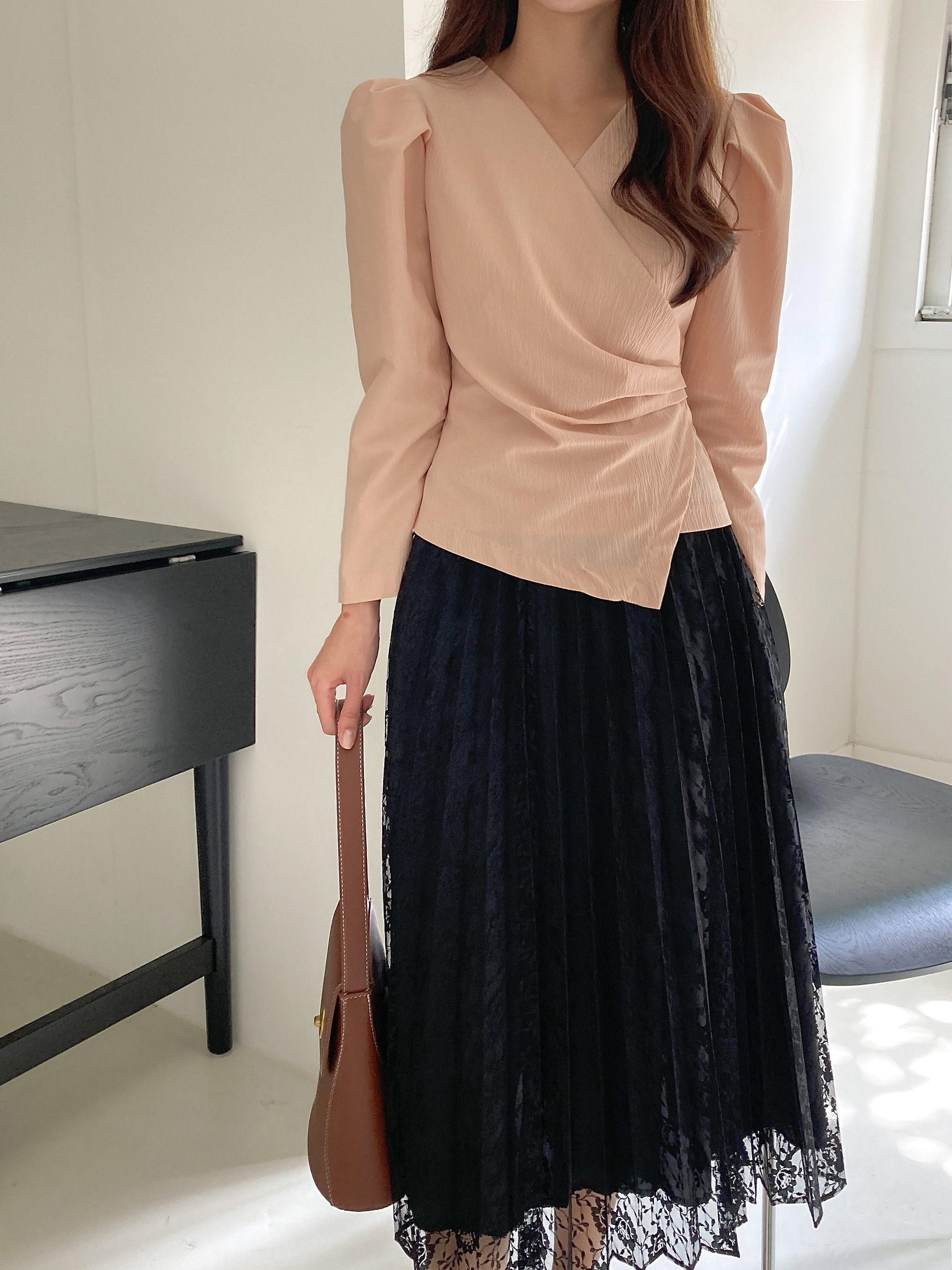 タックカシュクールパフリンクルブラウス | 詳細画像9