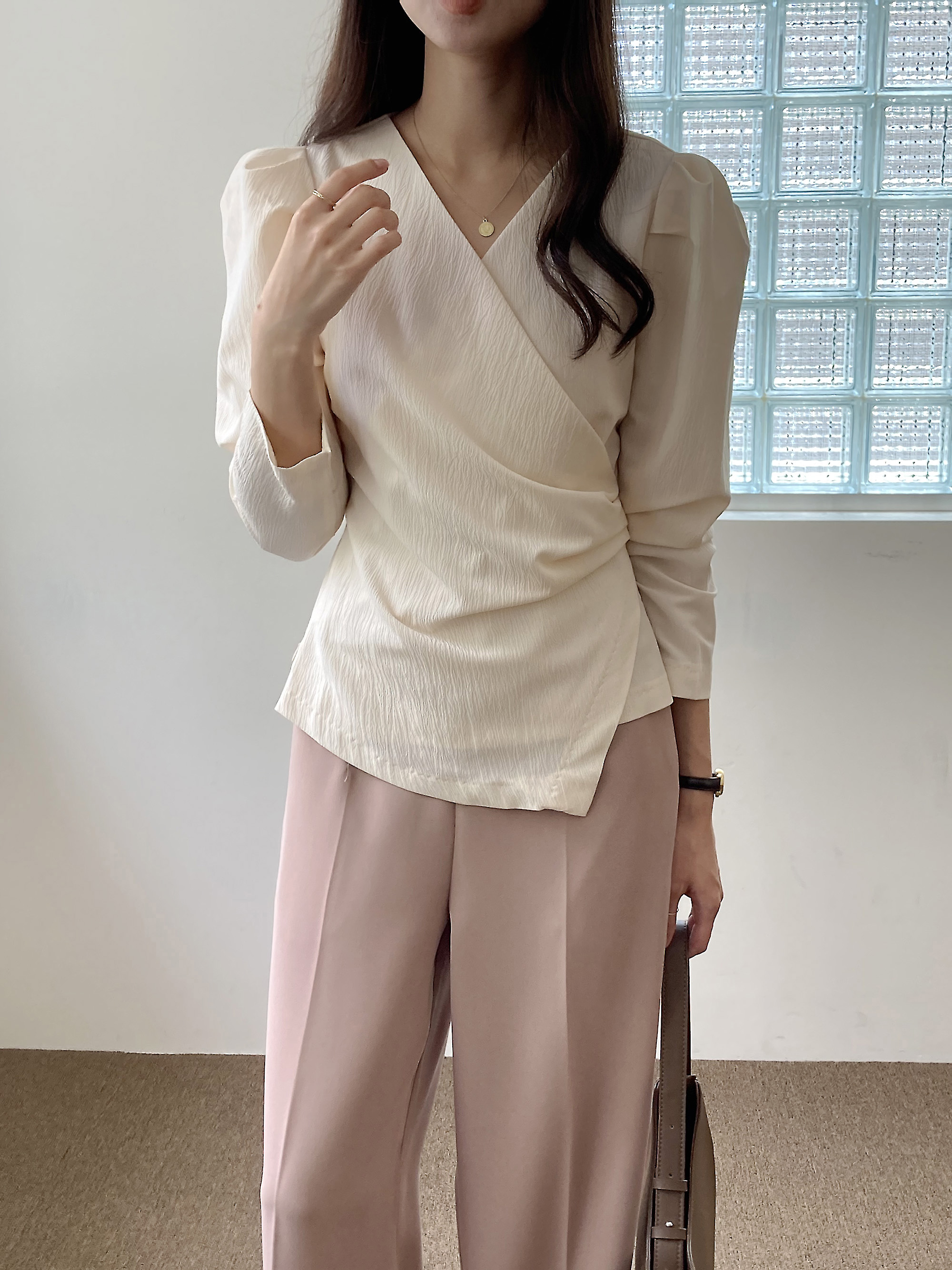 タックカシュクールパフリンクルブラウス | 詳細画像11