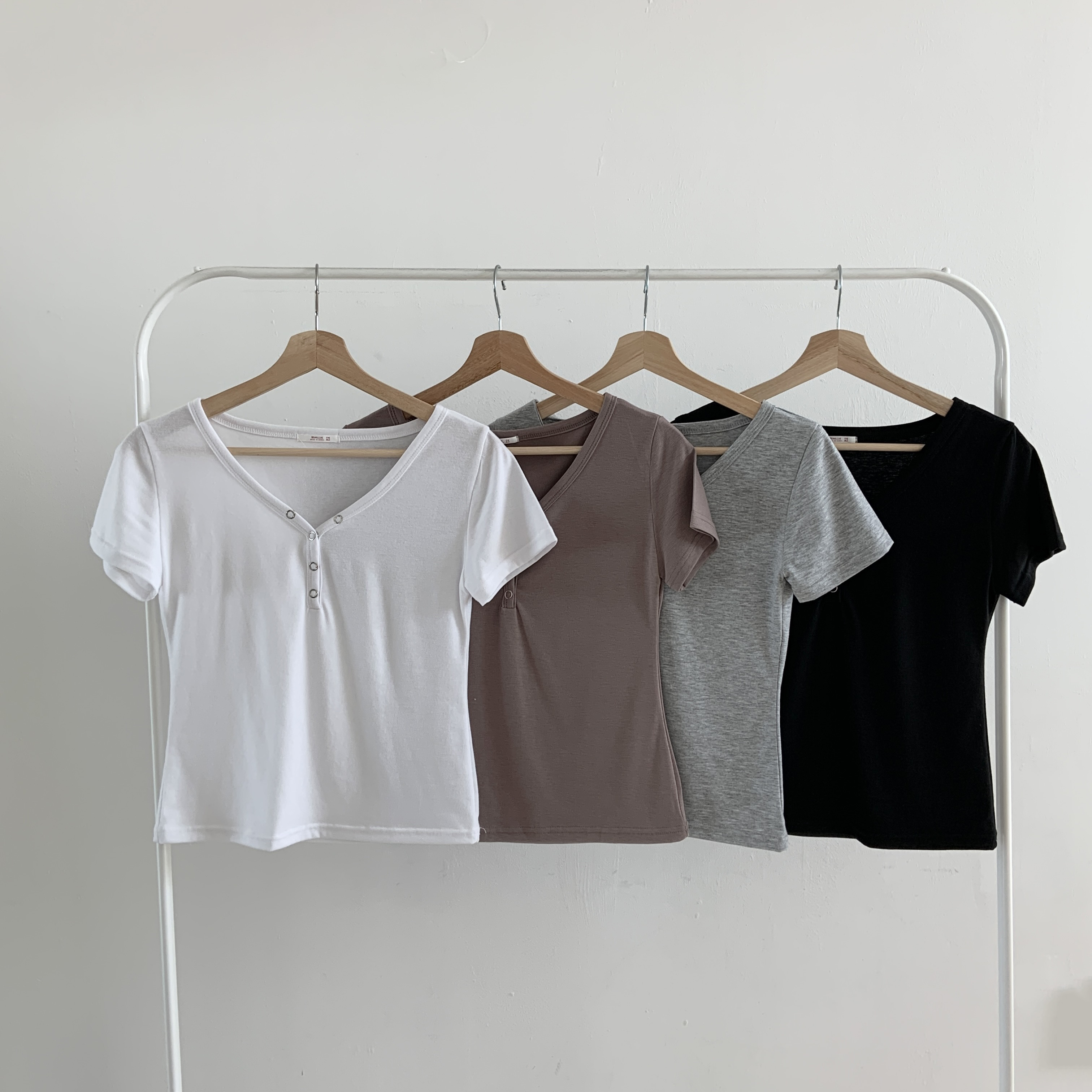 スナップボタンVネック半袖Tシャツ | 詳細画像21