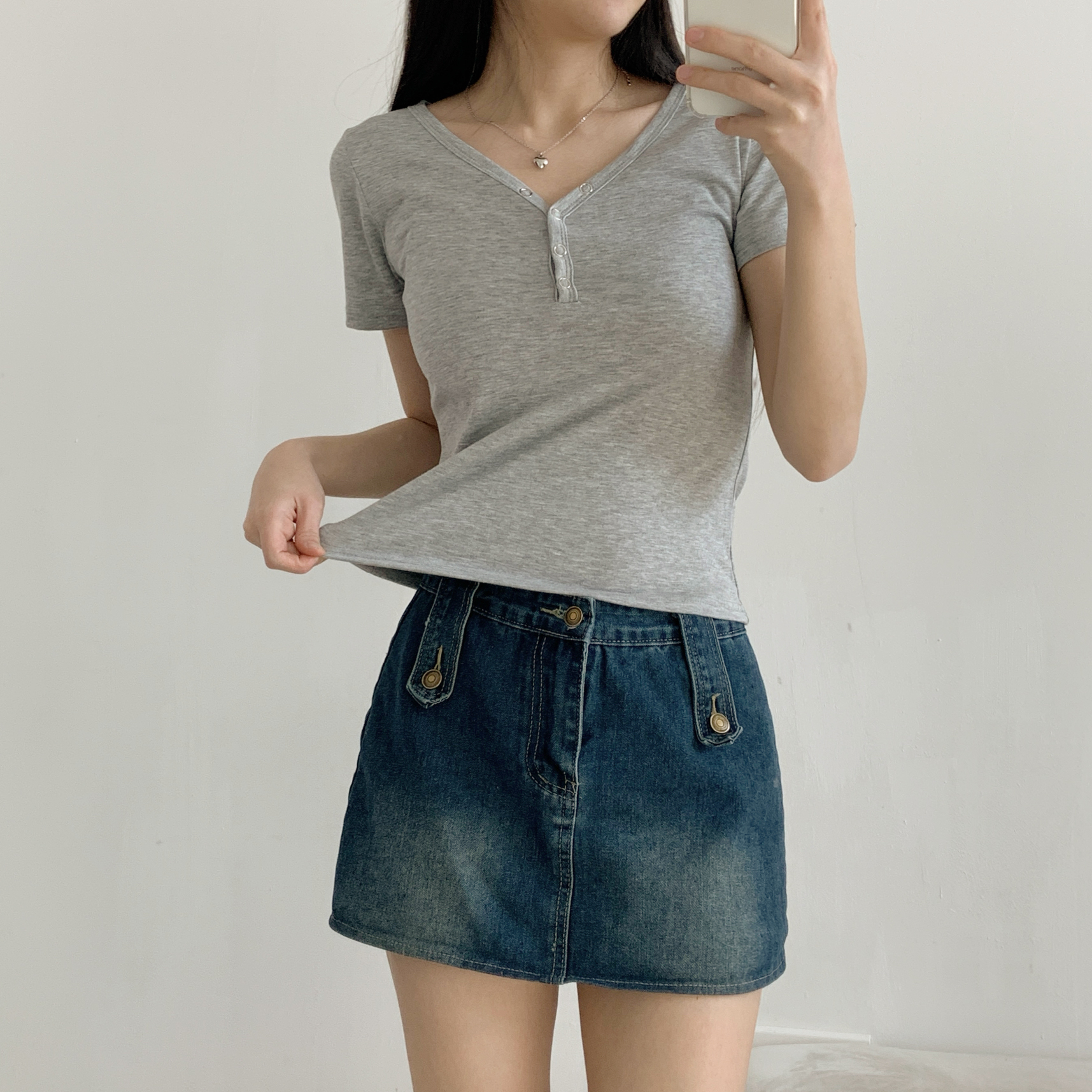スナップボタンVネック半袖Tシャツ | 詳細画像11