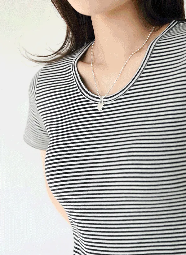 Uネックボーダー半袖Tシャツ | 66girls | 詳細画像1