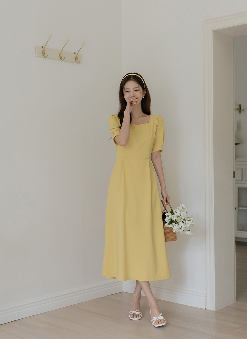 スクエアネックパフ半袖フレアワンピース | レディース スクエアネックパフ半袖フレアワンピース | レディース