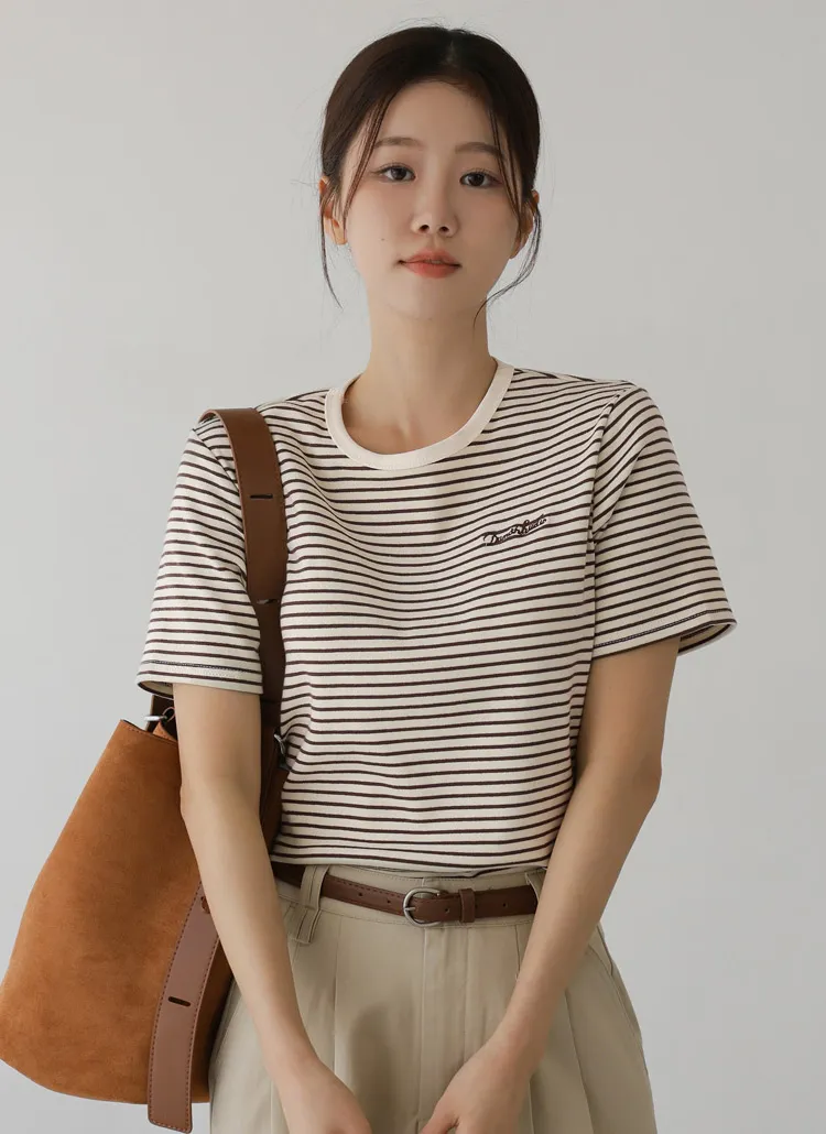 刺繍ボーダー半袖Tシャツ | chicfox | 詳細画像1