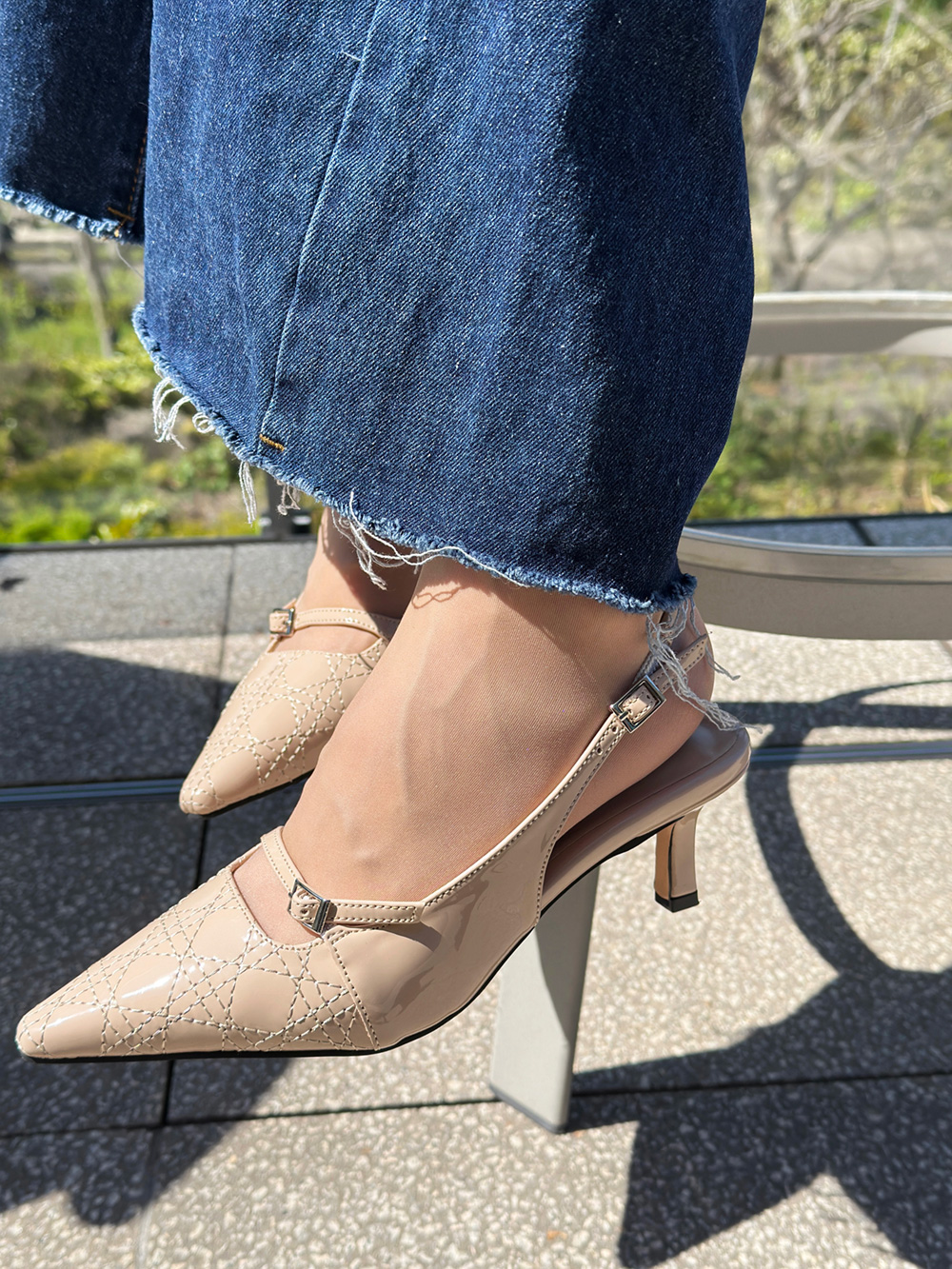 エナメル調ベルトスリングバックシューズ | 詳細画像2