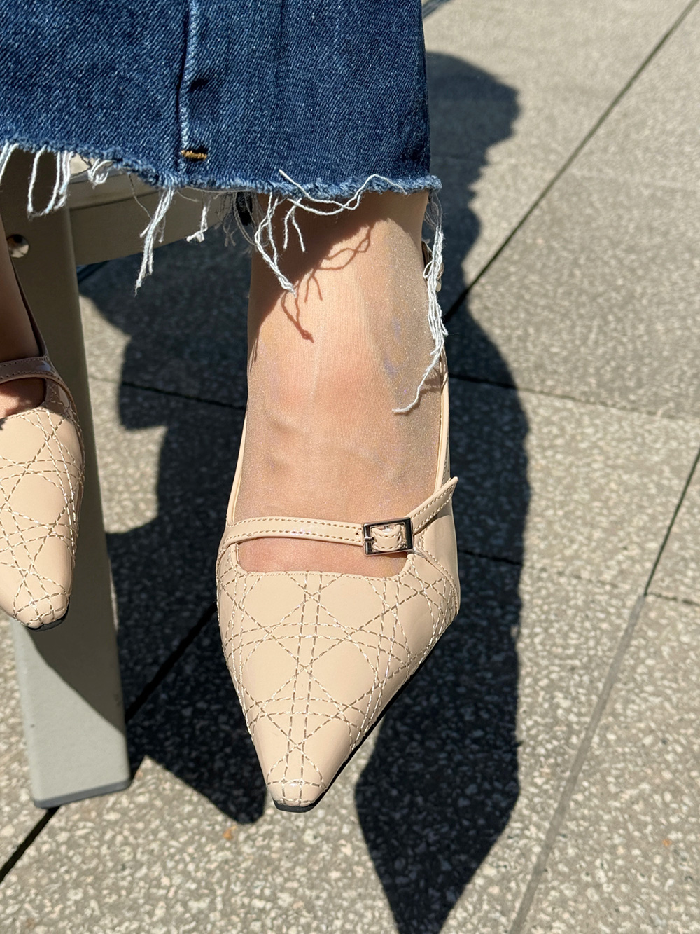 エナメル調ベルトスリングバックシューズ | 詳細画像4