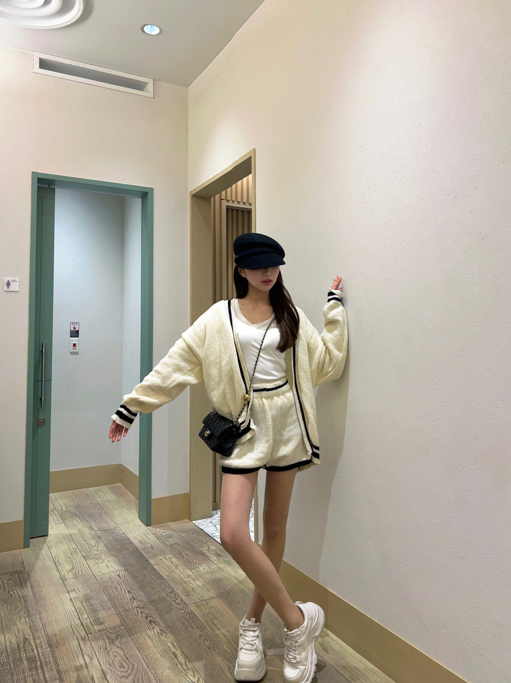 ウール混配色Vネックジップカーディガン&ショートパンツSET ウール混配色Vネックジップカーディガン&ショートパンツSET