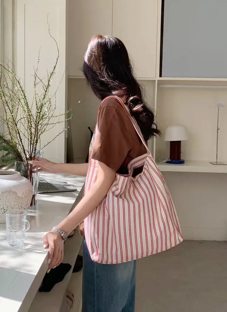 ストライプワンハンドルバッグ | whosbag | 詳細画像1