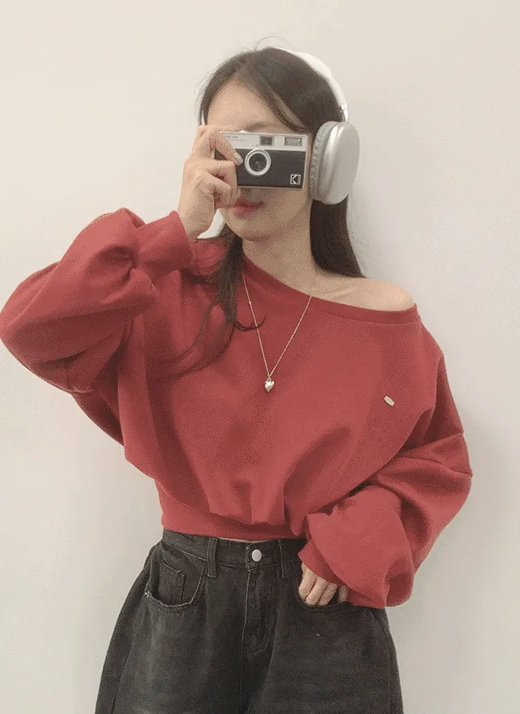 ミニチャームオフショルスウェット | withhuilin | 詳細画像1