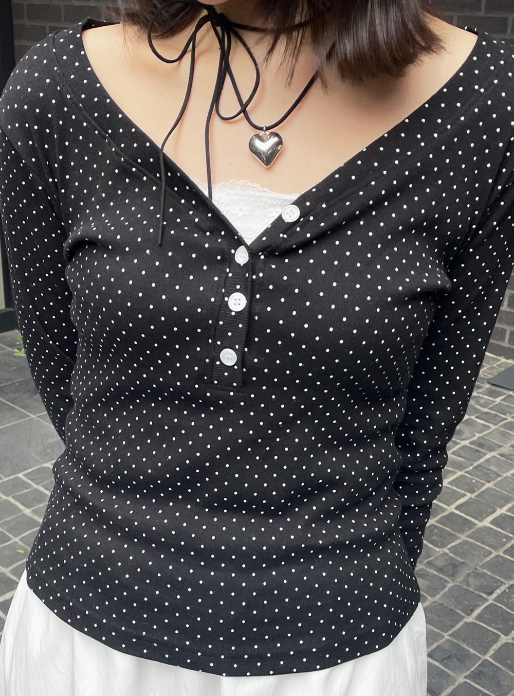 ドットボタンVネックリブ長袖Tシャツ | 詳細画像12