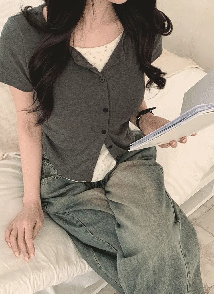 花柄レイヤードギャザーボタン半袖Tシャツ | withhuilin | 詳細画像1
