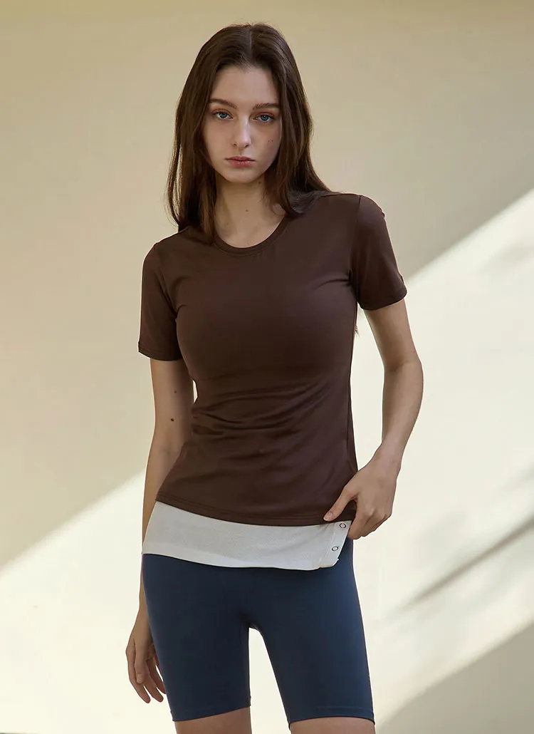 スリムラウンドネック半袖Tシャツ(ブラウン) | DEVIWEAR | 詳細画像1