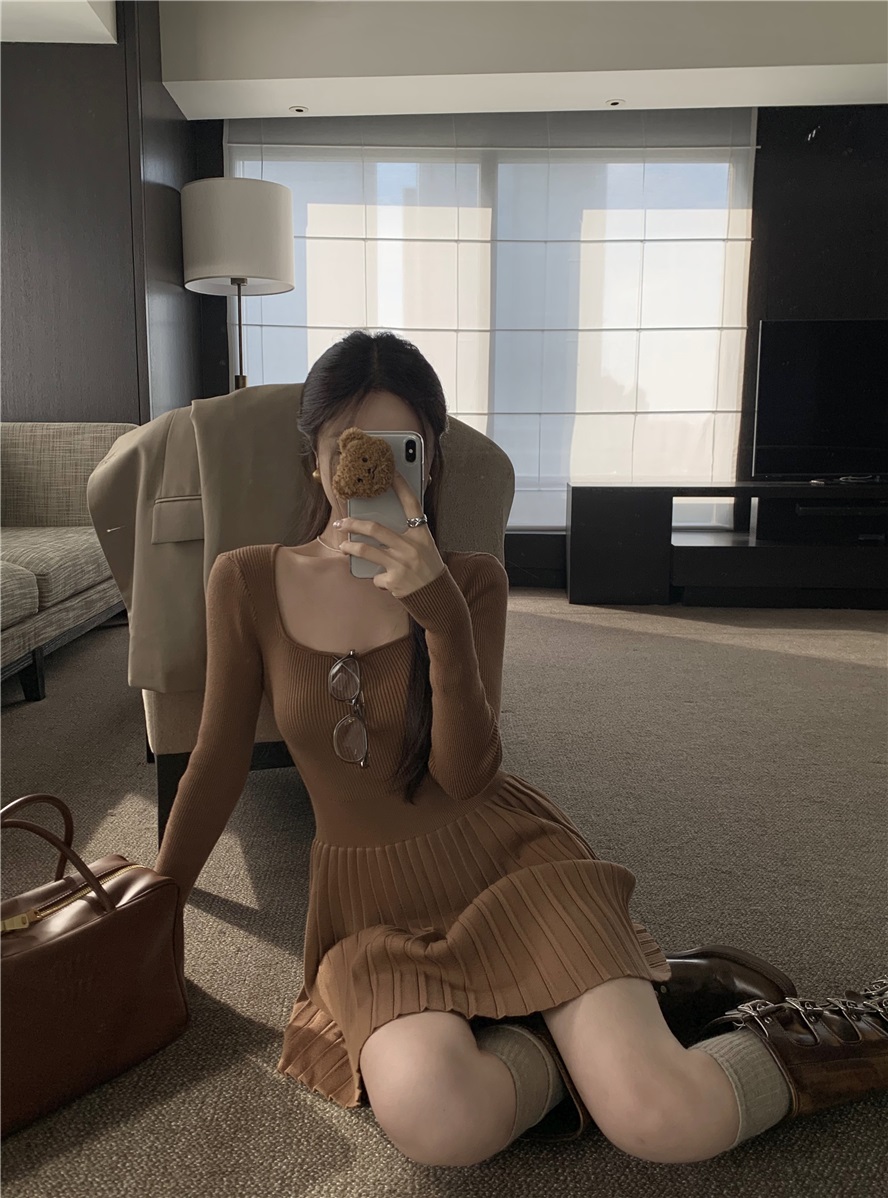 ワイドネックプリーツニットミニワンピース | 詳細画像13