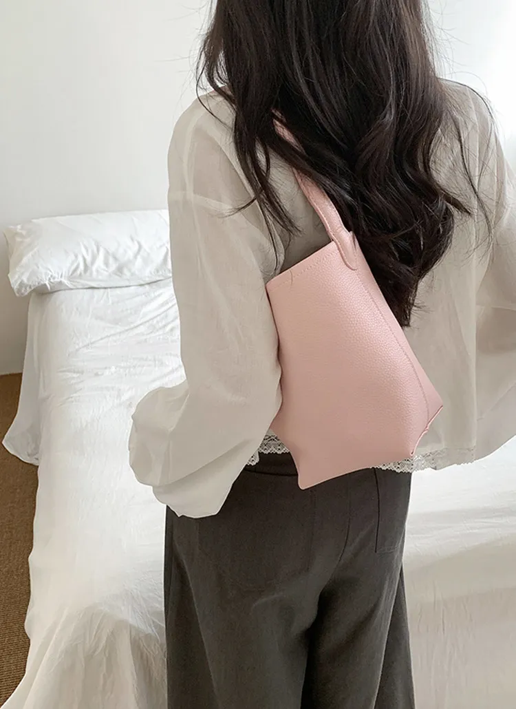 巾着付シボミニバケットバッグ | whosbag | 詳細画像1