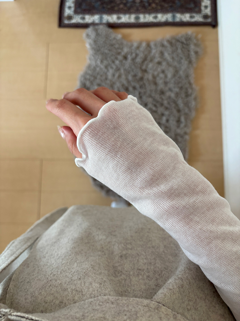 ベルト付ウール混Vネックベスト | 詳細画像15