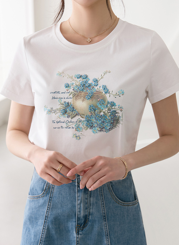 スパンコール刺繍フラワープリント半袖Tシャツ | レディース
