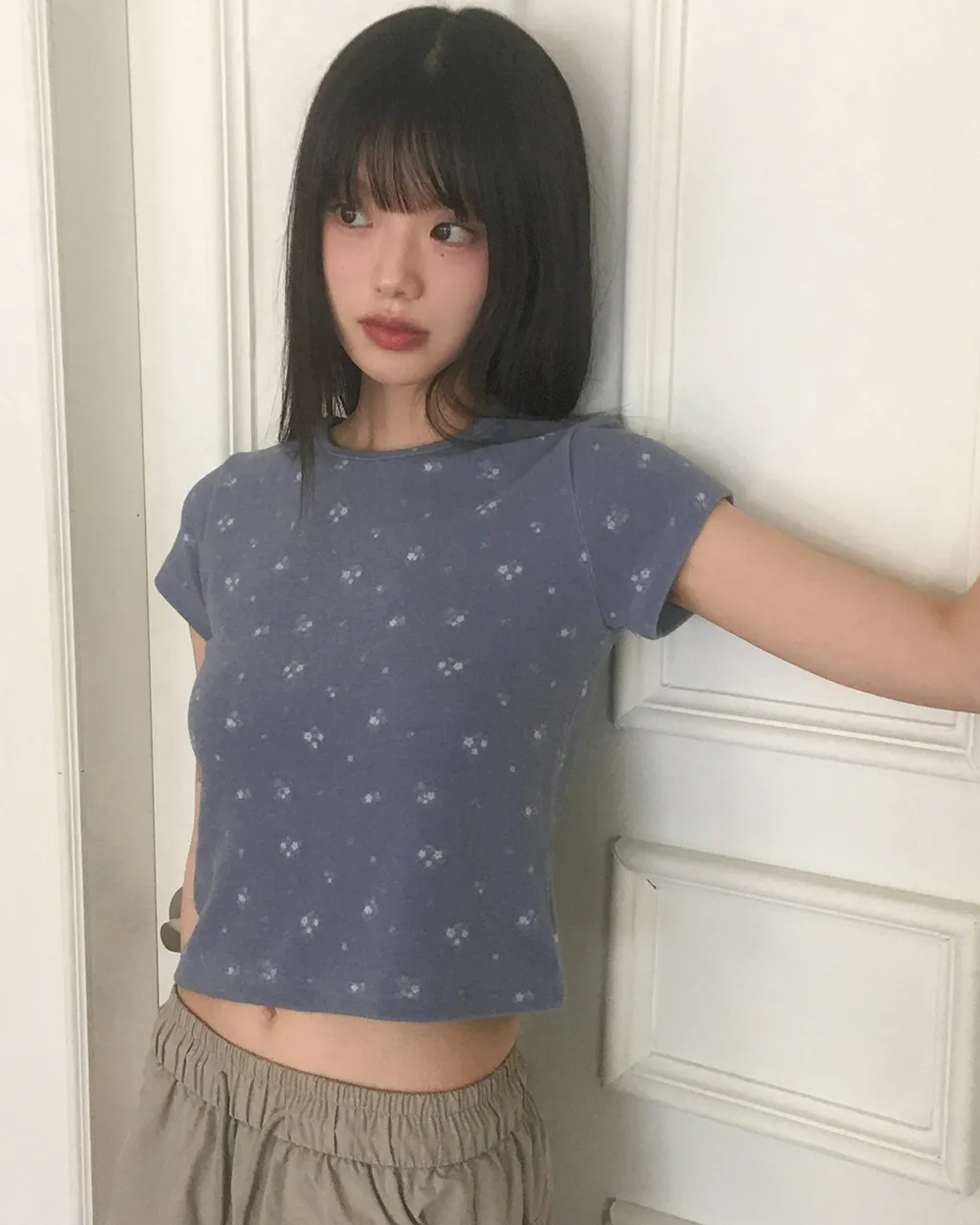 クロップドフラワー半袖Tシャツ | WONDERWONDER | 詳細画像1