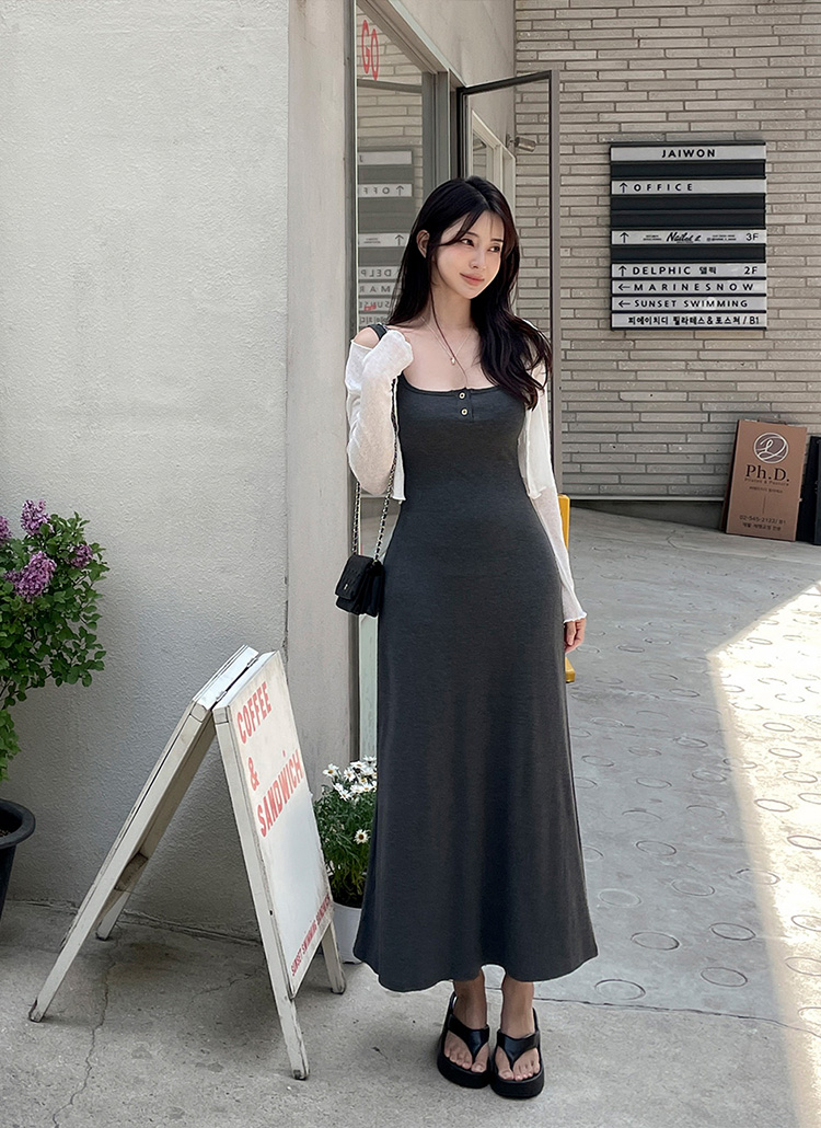 ツーボタンスクエアネック夏ノースリワンピース | レディース