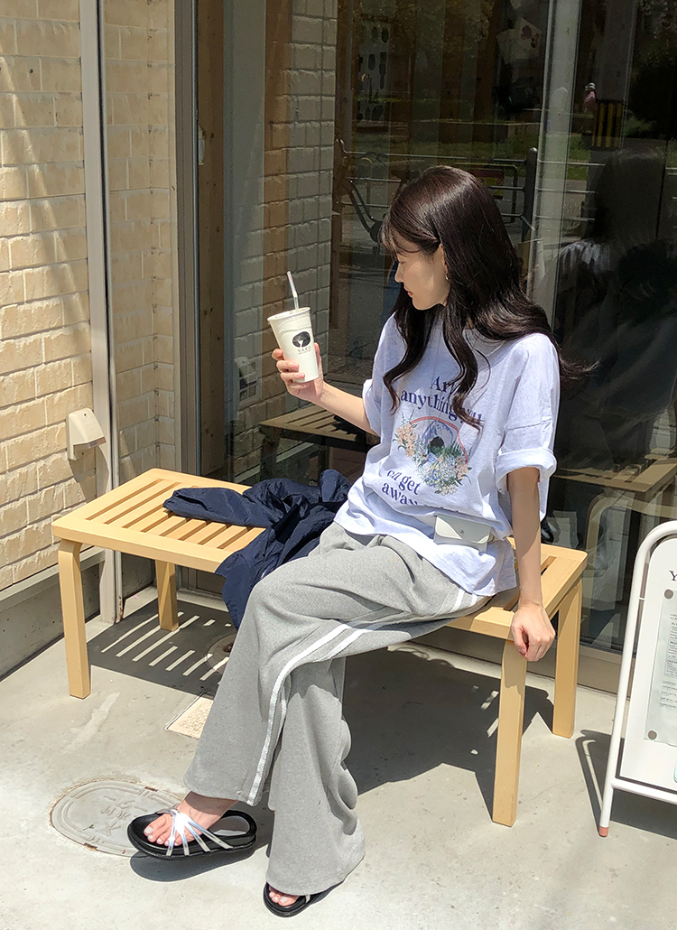 半袖プリント花柄Tシャツ | レディースファッション通販 - DHOLIC